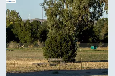 1149 Geneva St, Livermore, CA 94550 - Photo 41