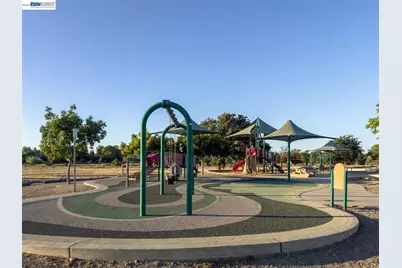 1149 Geneva St, Livermore, CA 94550 - Photo 39