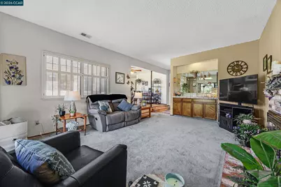 1372 Fascination Cir, Richmond, CA 94803 - Photo 25