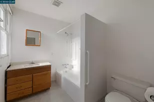 603 Almanza Dr, Oakland, CA 94603 - Photo 15