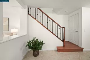 7556 Silvertree Ln, Dublin, CA 94568 - Photo 15