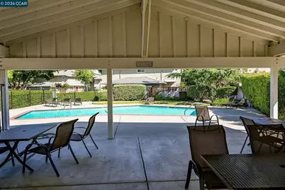 7556 Silvertree Ln #20, Dublin, CA 94568 - Photo 31