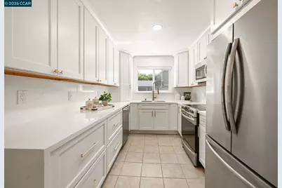 7556 Silvertree Ln #20, Dublin, CA 94568 - Photo 9