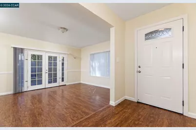 1371 Springhill Dr, Pittsburg, CA 94565 - Photo 7