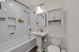 30532 Carroll Ave, Hayward, CA 94544 - Photo 31