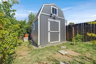 30532 Carroll Ave, Hayward, CA 94544 - Photo 17