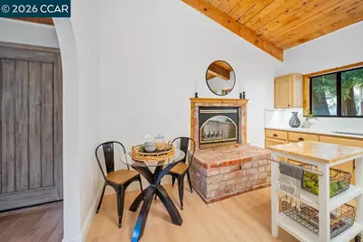 18103 La Verne Dr, Los Gatos, CA 95033 - Photo 11