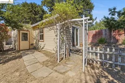 2721 Hidden Ln, Hayward, CA 94541 - Photo 29