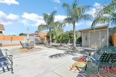 355 Hawthorne Dr, Tracy, CA 95376 - Photo 21