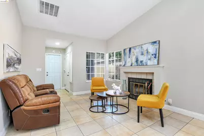 355 Hawthorne Dr, Tracy, CA 95376 - Photo 7