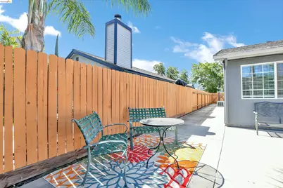 355 Hawthorne Dr, Tracy, CA 95376 - Photo 23