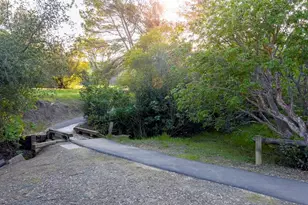 1003 Santa Cruz Dr, Pleasant Hill, CA 94523 - Photo 41