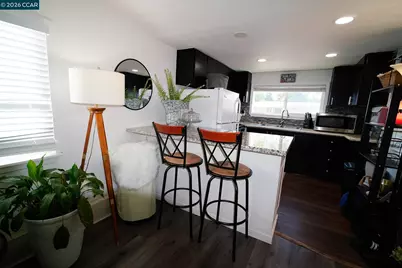 3875 Castro Valley Blvd #32, Castro Valley, CA 94546 - Photo 7