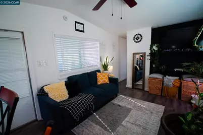3875 Castro Valley Blvd #32, Castro Valley, CA 94546 - Photo 11