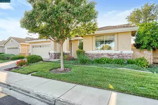 287 Mandarin Cir, Vacaville, CA 95687 - Photo 3
