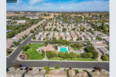 287 Mandarin Cir, Vacaville, CA 95687 - Photo 47