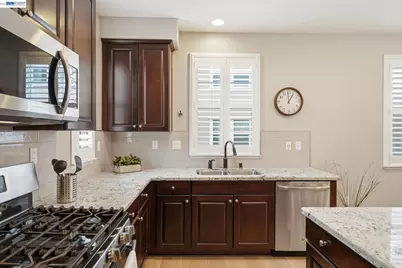 3941 Portola Cmn #6, Livermore, CA 94551 - Photo 19