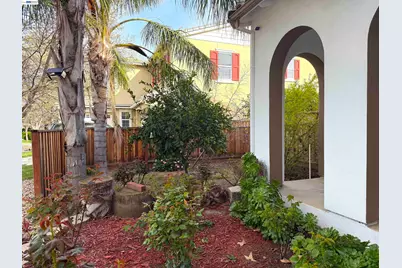 726 Escuela Dr, Mountain House, CA 95391 - Photo 41