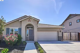 243 Gannet St, Vacaville, CA 95688 - Photo 1