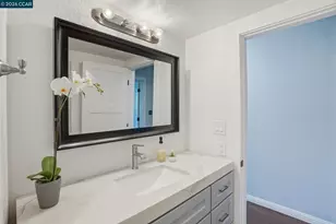 700 Suntree Ln, Pleasant Hill, CA 94523 - Photo 23
