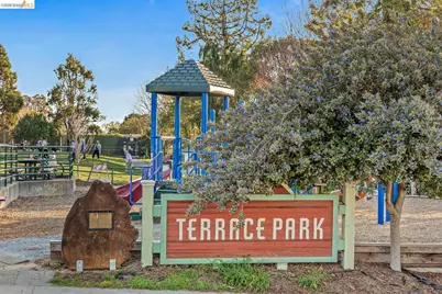 1421 Cornell Avenue, Berkeley, CA 94702 - Photo 33