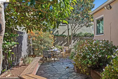 1421 Cornell Avenue, Berkeley, CA 94702 - Photo 27