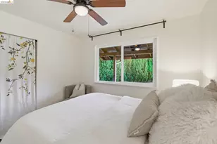 224 Amherst Ct, Vacaville, CA 95687 - Photo 17