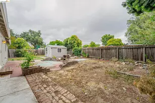 2465 Mountain View Dr, Concord, CA 94520 - Photo 29