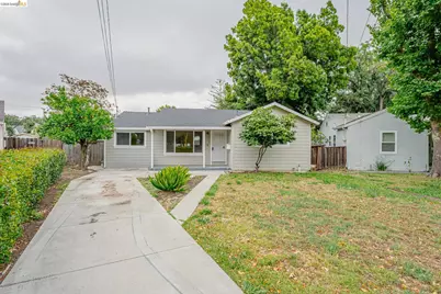 2465 Mountain View Dr, Concord, CA 94520 - Photo 3