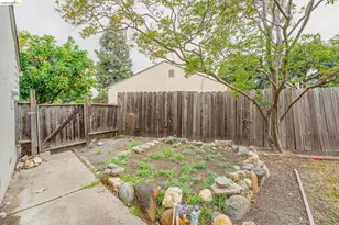 2465 Mountain View Dr, Concord, CA 94520 - Photo 39