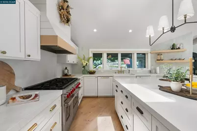 915 Forest Ln, Alamo, CA 94507 - Photo 17