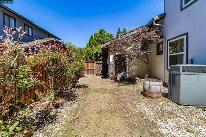 430 Oakwood Cir, Fairfield, CA 94534 - Photo 59