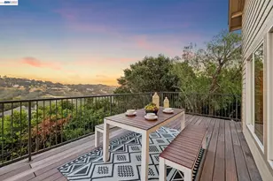 5028 Crystal Ridge Ct, Oakland, CA 94605 - Photo 29