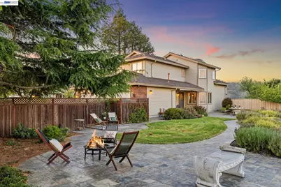 5028 Crystal Ridge Court, Oakland, CA 94605 - Photo 5