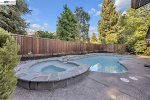 7331 Elmwood Cir, Pleasanton, CA 94588 - Photo 39