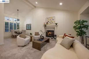 7331 Elmwood Cir, Pleasanton, CA 94588 - Photo 9