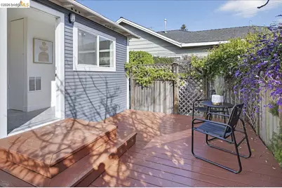 4030 Lusk St, Oakland, CA 94608 - Photo 25
