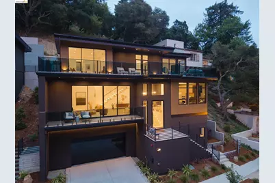 1667 Trestle Glen Rd, Oakland, CA 94610 - Photo 3