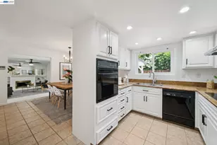 1017 Bermuda Dr, Concord, CA 94518 - Photo 13