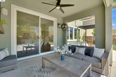 8012 Westport Cir, Discovery Bay, CA 94505 - Photo 33
