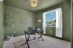 8012 Westport Cir, Discovery Bay, CA 94505 - Photo 17