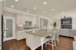 8012 Westport Cir, Discovery Bay, CA 94505 - Photo 9