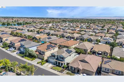 8012 Westport Cir, Discovery Bay, CA 94505 - Photo 39