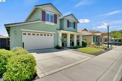 8012 Westport Cir, Discovery Bay, CA 94505 - Photo 3