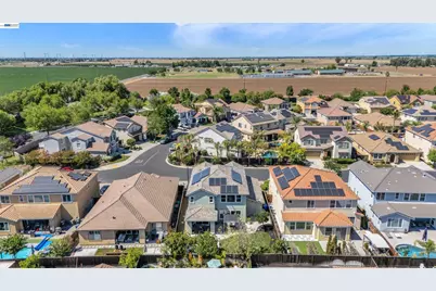 8012 Westport Cir, Discovery Bay, CA 94505 - Photo 41