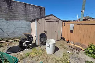2859 9th St, Oakland, CA 94601 - Photo 25