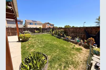 5311 Gramercy Cir, Fairfield, CA 94533 - Photo 17
