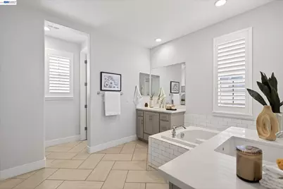 4047 St Helena Way, Dublin, CA 94568 - Photo 33