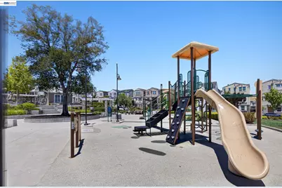 4047 St Helena Way, Dublin, CA 94568 - Photo 41