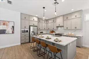 4047 St Helena Way, Dublin, CA 94568 - Photo 11